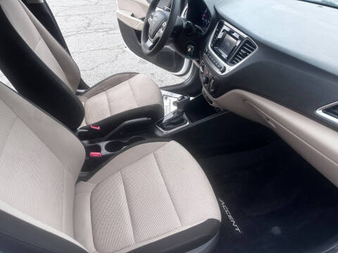 2018 Hyundai Accent SE