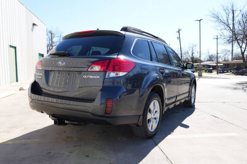 2011 Subaru Outback 2.5i Limited