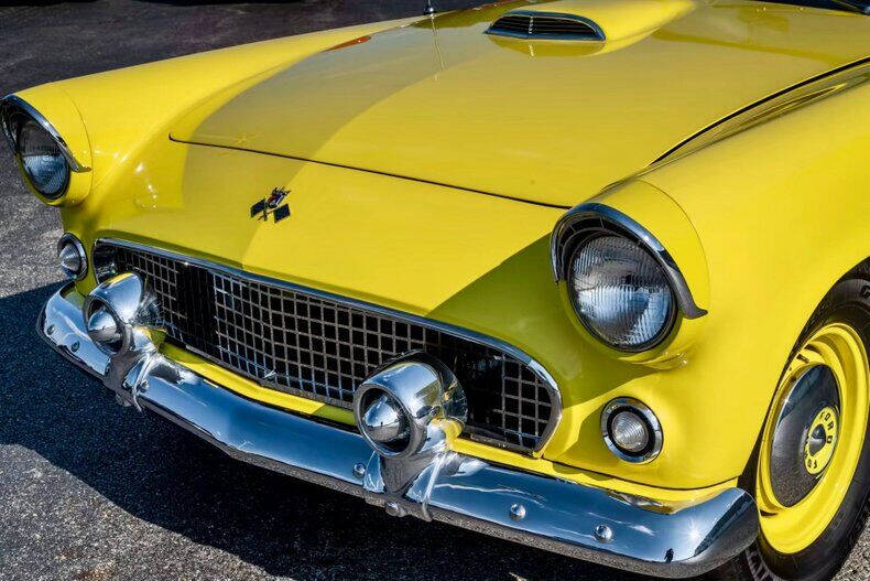 1955 Ford Thunderbird