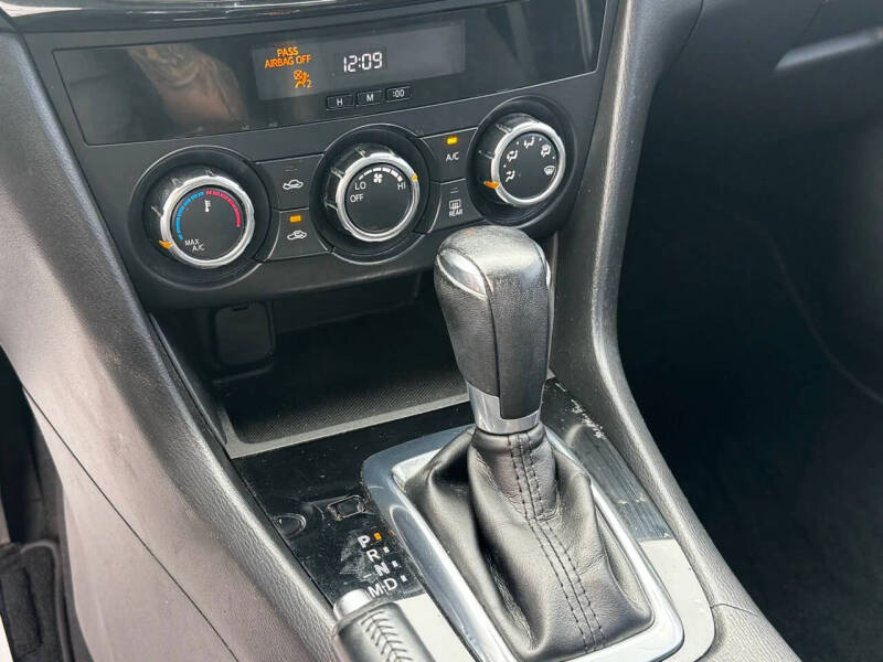 2015 Mazda MAZDA6 i Sport