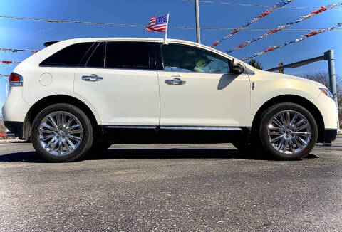 2013 Lincoln MKX for sale at SMART DOLLAR AUTO in Milwaukee WI