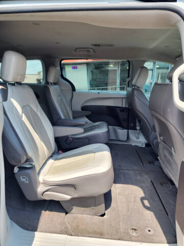 2019 Chrysler Pacifica Touring L