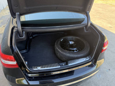 2016 Kia Cadenza Premium