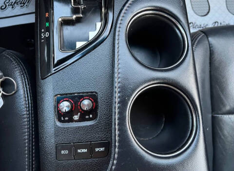 2016 Toyota Avalon XLE