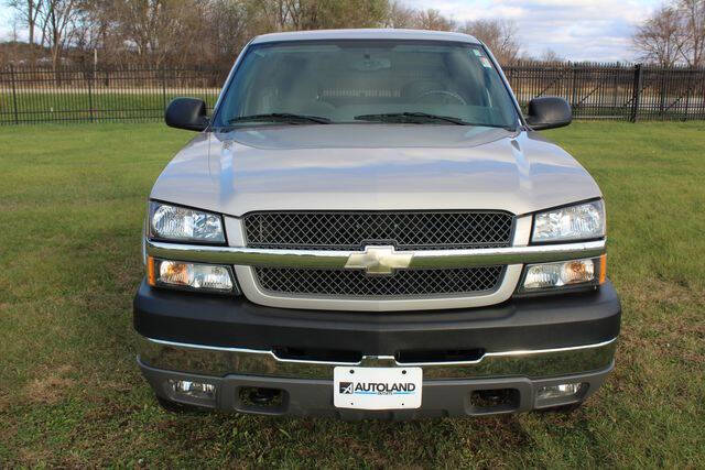 2004 Chevrolet Silverado 2500HD LS photo 4