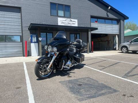 2015 Harley-Davidson Ultra Classic for sale at Dave's Auto Sales in Hutchinson MN