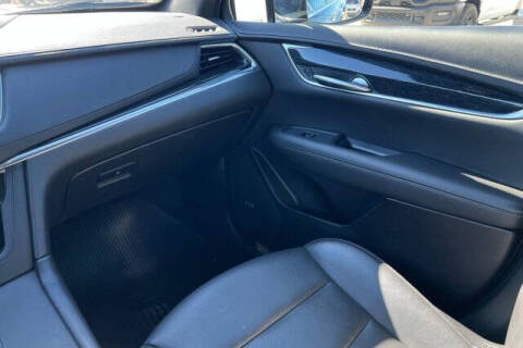 2022 Cadillac XT5 Premium Luxury