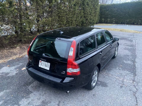 2005 Volvo V50 T5
