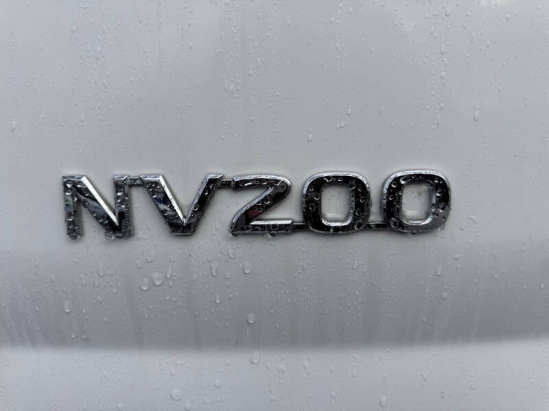 2017 Nissan NV200 SV