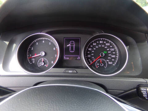 2018 Volkswagen Golf TSI S