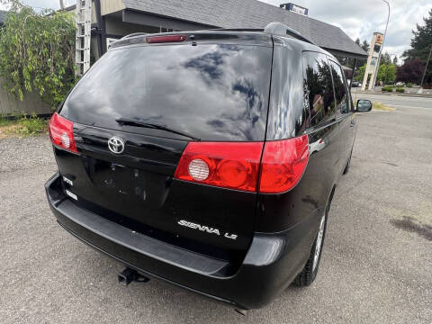 2008 Toyota Sienna LE 7-Passenger
