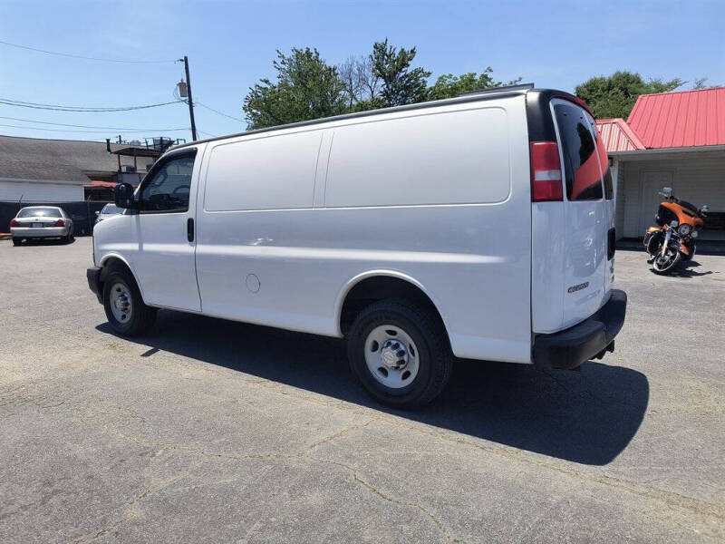 2017 Chevrolet Express 2500