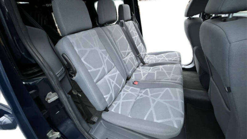 2011 Ford Transit Connect XLT Premium