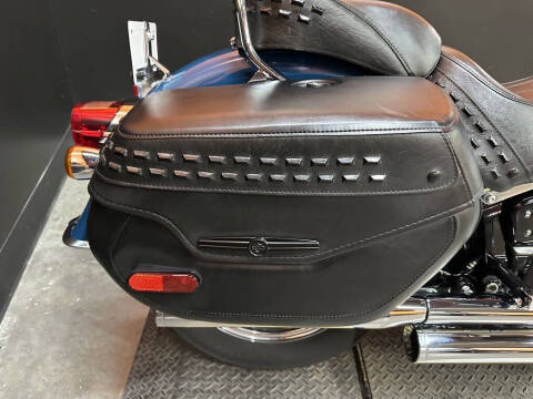 2021 Harley-Davidson FLHC - Heritage Classic