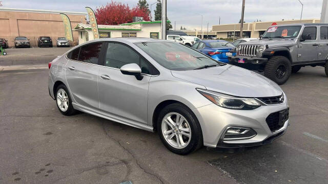 2018 Chevrolet Cruze for sale at Auto Plaza in Fresno, CA