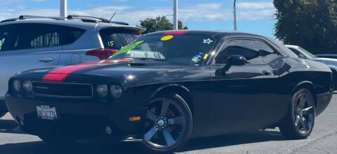 2013 Dodge Challenger for sale at LUGO AUTO GROUP in Sacramento CA