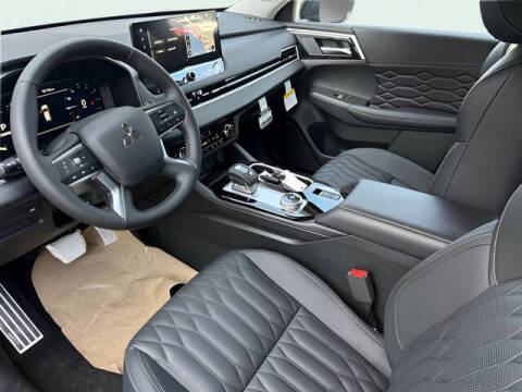 2026 Mitsubishi Outlander SEL