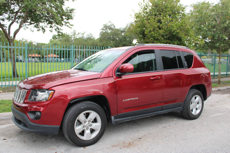 2017 Jeep Compass Latitude photo 6