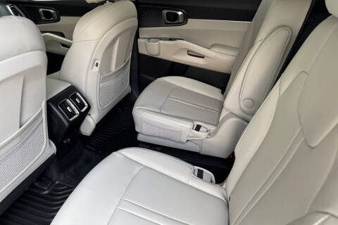 2025 Kia Sorento Hybrid EX