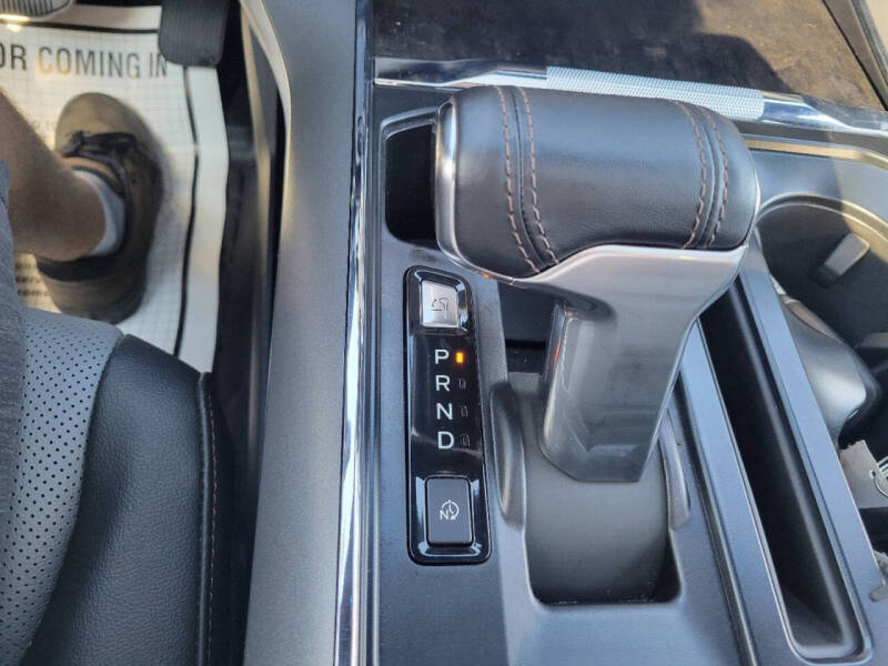 2023 Ford F-150 Lightning Lariat