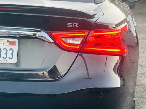 2017 Nissan Maxima 3.5 SR