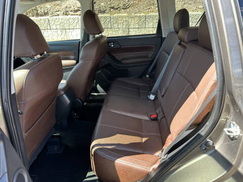 2017 Subaru Forester 2.0XT Touring