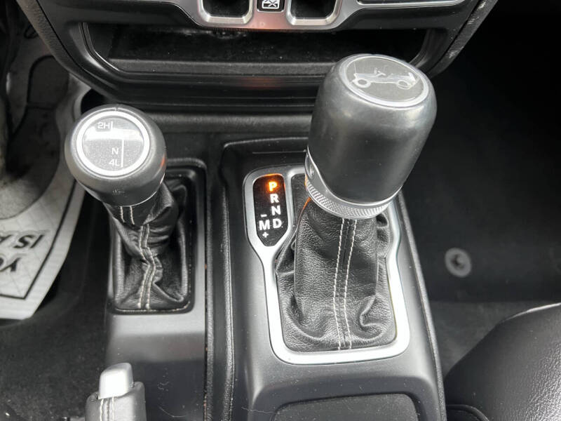 2020 Jeep Wrangler Unlimited Sahara Altitude