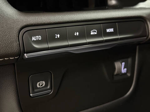 2024 Cadillac Escalade ESV Premium Luxury