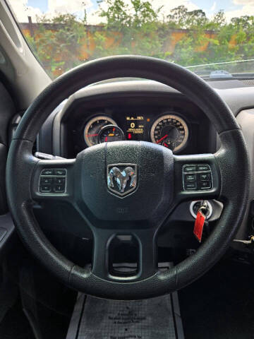 2017 RAM 1500 Express