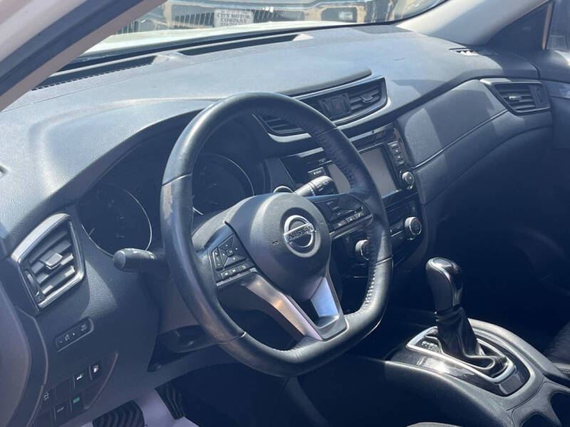 2018 Nissan Rogue S - Photo 10