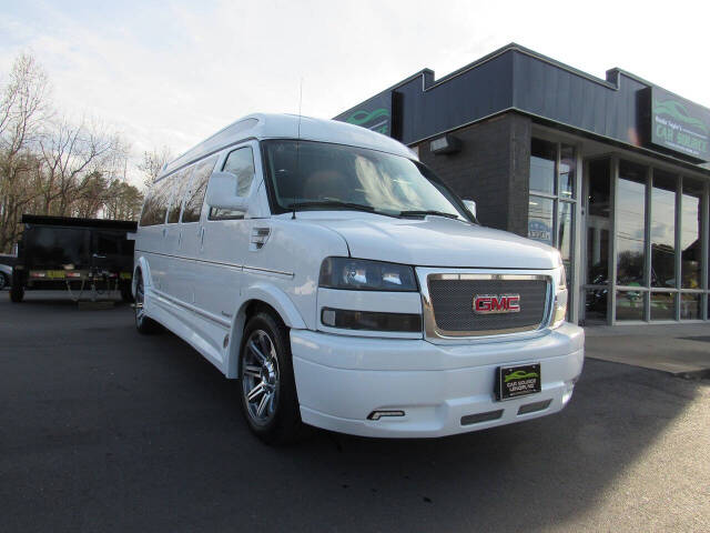 2020 GMC Savana Cargo Work Van's photo