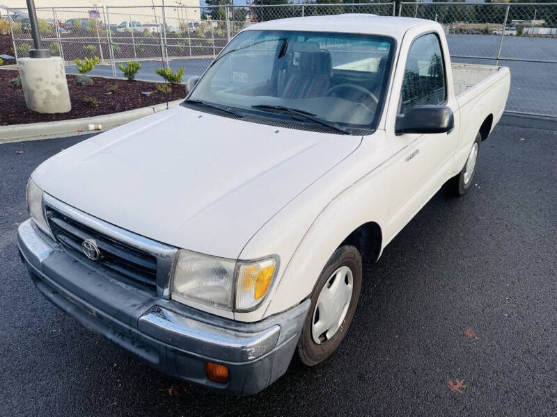 2000 Toyota Tacoma Base's photo