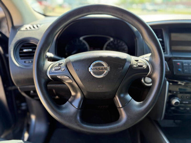 2014 Nissan Pathfinder S
