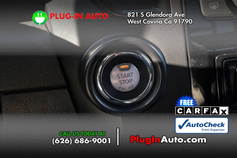 2023 Nissan Titan SV