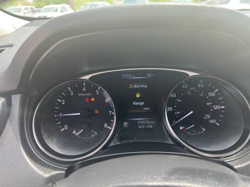 2016 Nissan Rogue SL