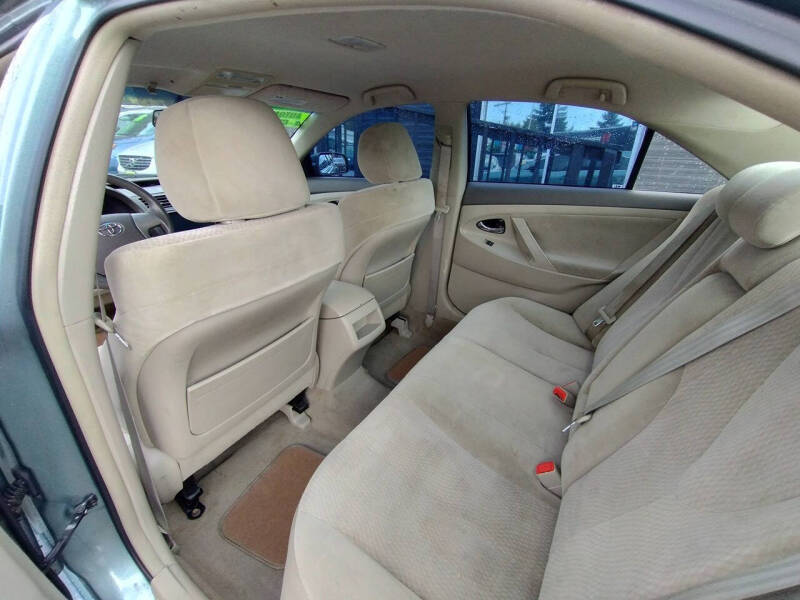 2010 Toyota Camry LE