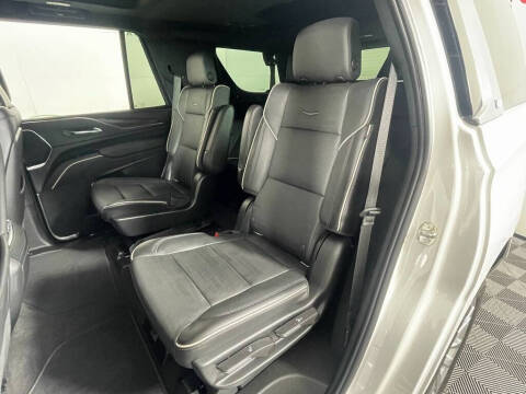 2022 Cadillac Escalade Premium Luxury