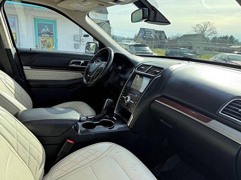 2018 Ford Explorer Platinum