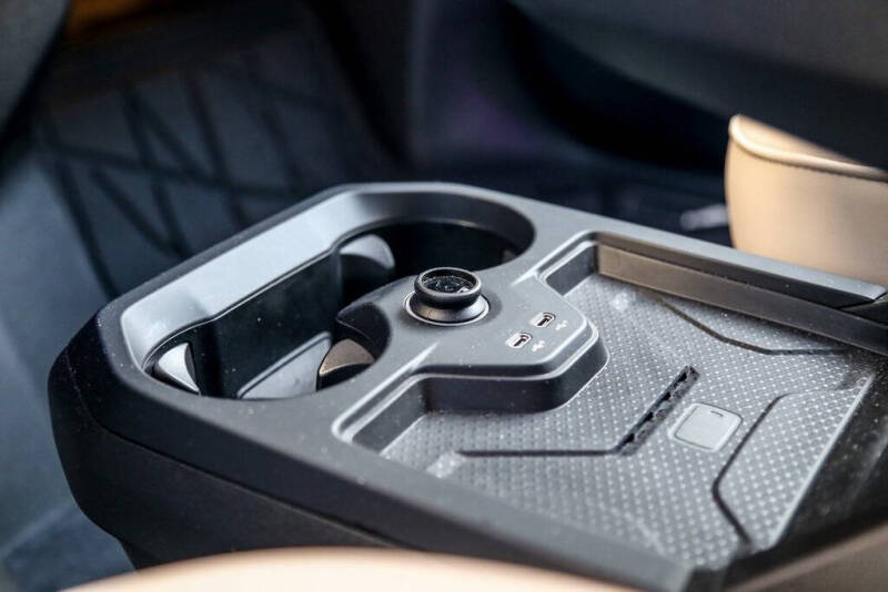 2025 BMW iX xDrive50