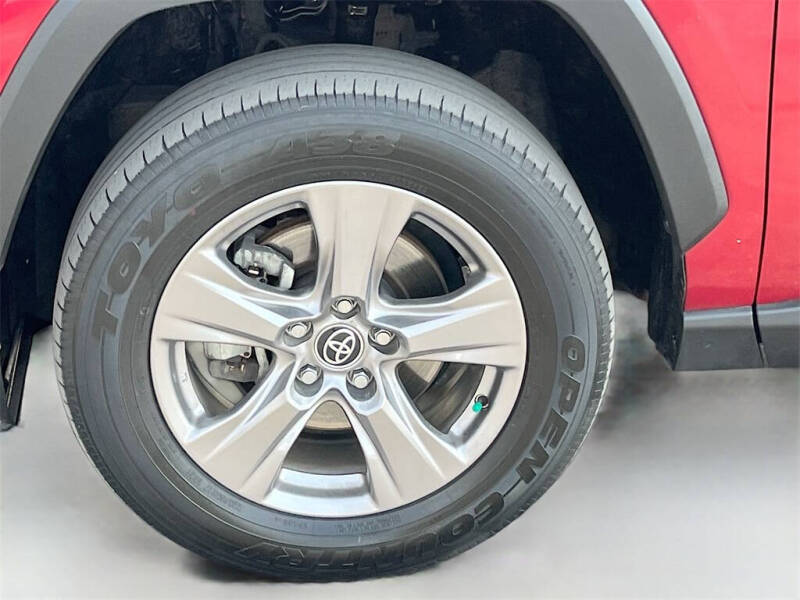 2022 Toyota RAV4 Hybrid LE