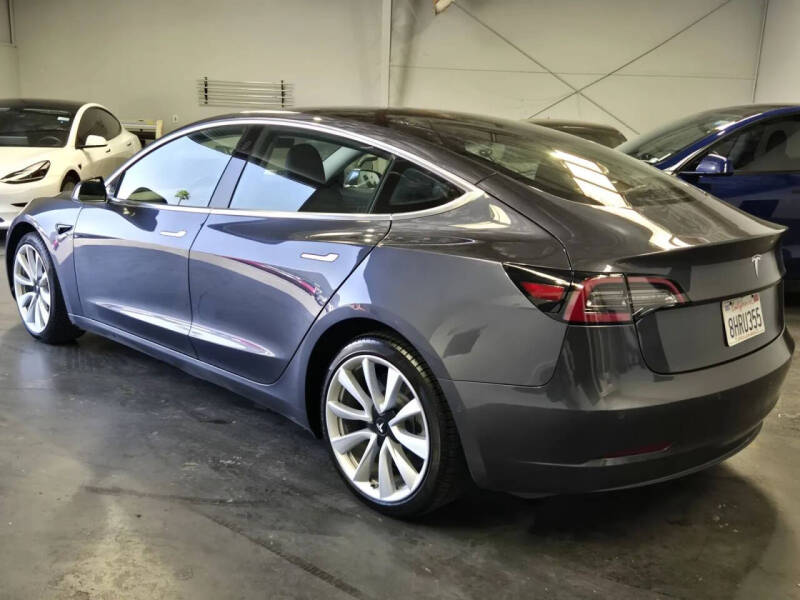 2018 Tesla Model 3 Mid Range
