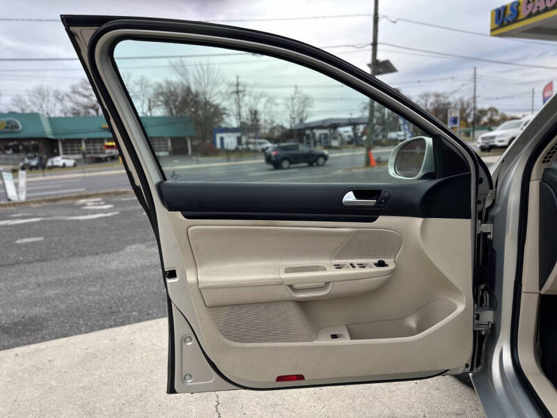 2010 Volkswagen Jetta SportWagen TDI