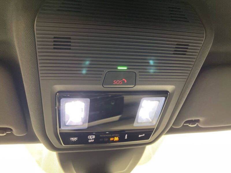 2022 Volkswagen Golf GTI S