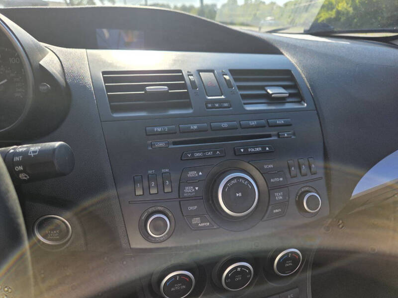 2012 Mazda MAZDA3 s Grand Touring