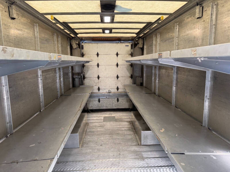 2021 Freightliner MT45 Chassis