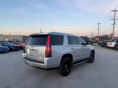 2017 Cadillac Escalade Luxury