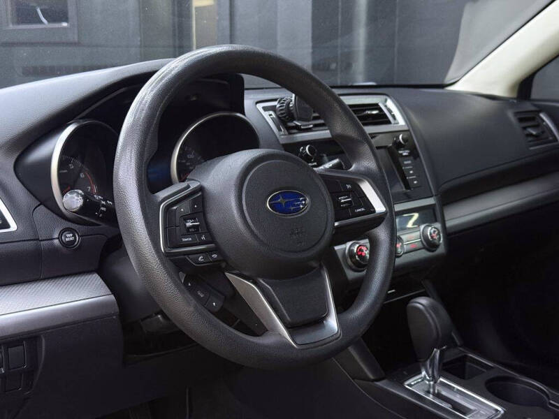 2018 Subaru Outback 2.5i