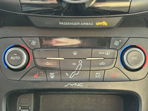 2017 Ford Focus Titanium