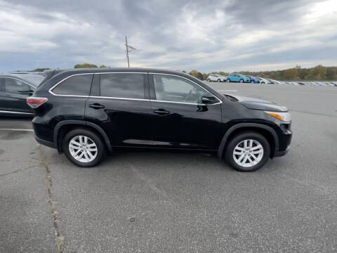 2015 Toyota Highlander for sale at The Car Buying Center in Saint Louis Park MN