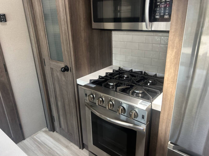 2022 Grand Design RV Solitude 38ft